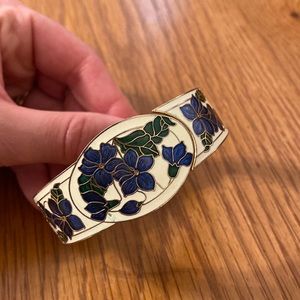 Vintage cuff bracelet gold white purple green flower details